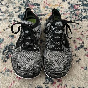 Nike Black and White Athletic Shoes